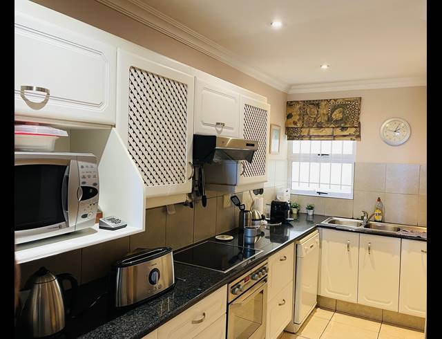 2 BEDROOM SIMPLEX FOR SALE IN LA LUCIA
